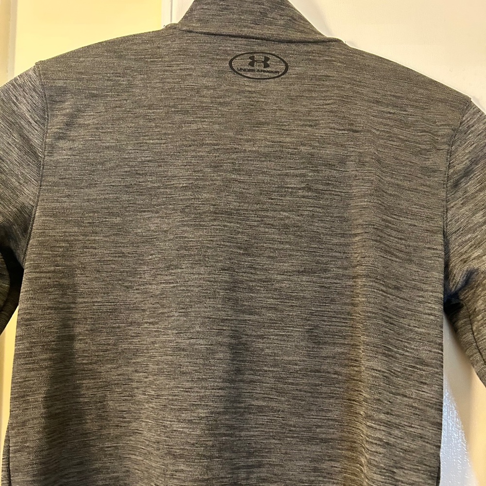 Under Armour Youth long Sleeve Heat Gear